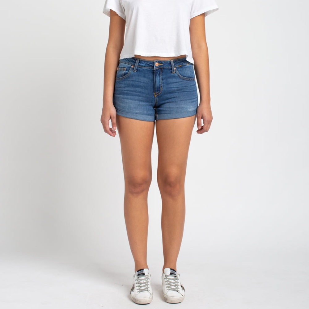 Celebrity Pink mid-rise Short - Picture 9 of 12